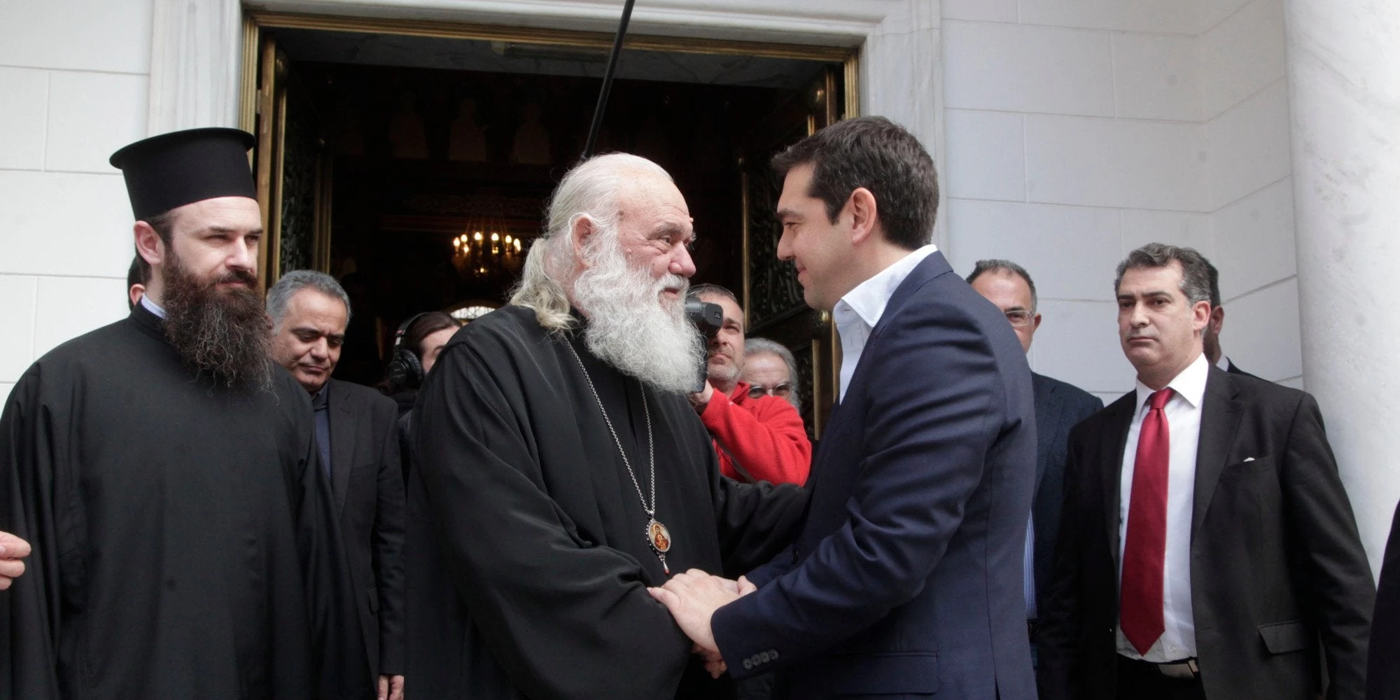 Έρχεται το «σχίσμα» Εκκλησίας-Κράτους – Α. Τσίπρας: «Έφθασε η ώρα, θρησκευτικά ουδέτερη πλέον η Ελλάδα» – Διαλύουν τα πάντα οι ΣΥΡΙΖΑΝΕΛ